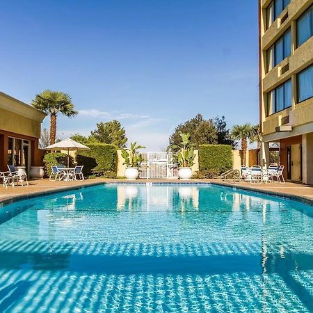 Clarion Hotel Concord-Walnut Creek Buitenkant foto