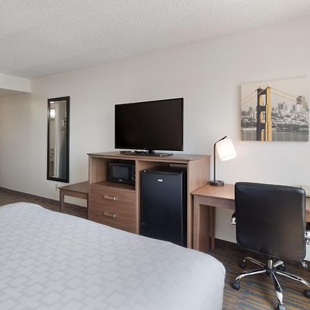 Clarion Hotel Concord-Walnut Creek Buitenkant foto