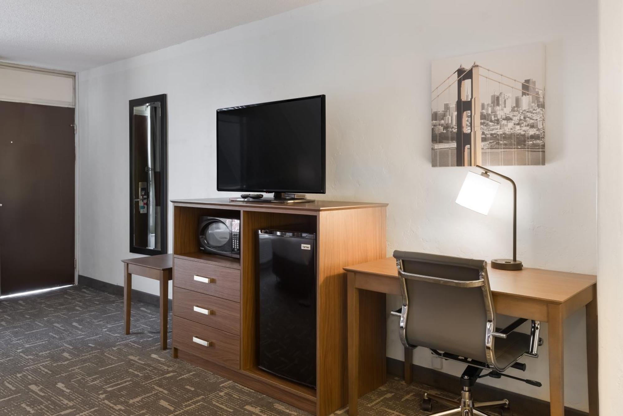 Clarion Hotel Concord-Walnut Creek Buitenkant foto